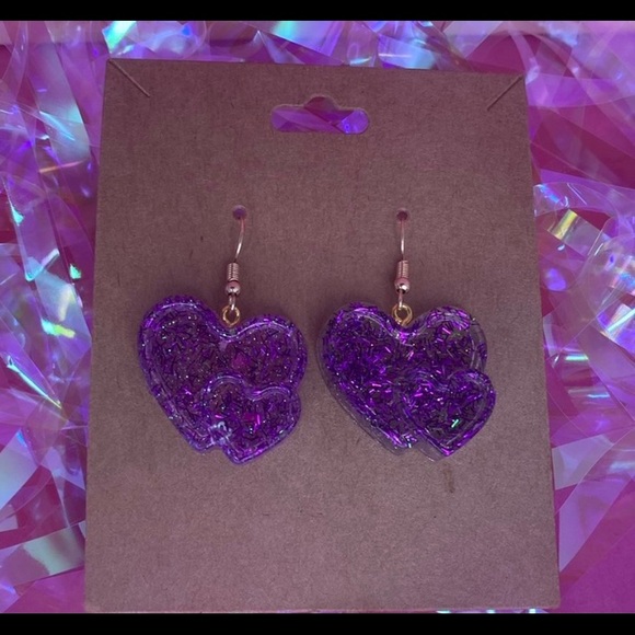 Fun resin earrings - Picture 2 of 2